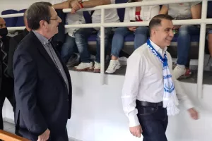 (ΒΙΝΤΕΟ - Kerkida) Η άφιξη του ΠτΔ στο "Τσίρειο"
