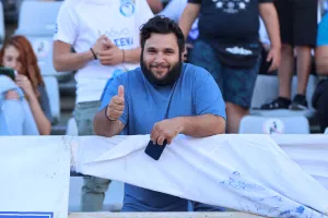 (Φωτορεπορτάζ) Ο κόσμος στο "Στέλιος Κυριακίδης"