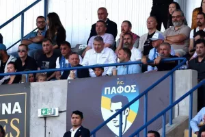 ​Πάφος - ΑΠΟΕΛ: Τον "σκότωσε" και τον έστειλε στο Conference League (φώτος)