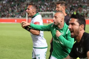 (BINTEO/ΦΩΤΟΣ) Η απονομή στην Ομόνοια και όσα ακολούθησαν!