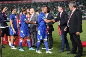 (BINTEO/ΦΩΤΟΣ) Η απονομή στην Ομόνοια και όσα ακολούθησαν!