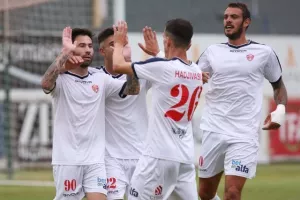 Πρωταθλήτρια με 6άρα η Καρμιώτισσα! (ΦΩΤΟΣ)