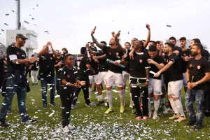 Το... σήκωσε η Καρμιώτισσα, το σήκωσε και ο Ρώσος επενδυτής! (ΒΙΝΤΕΟ/ΦΩΤΟΣ)