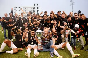 Το... σήκωσε η Καρμιώτισσα, το σήκωσε και ο Ρώσος επενδυτής! (ΒΙΝΤΕΟ/ΦΩΤΟΣ)