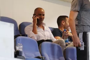 Στο τηλέφωνο ο Σίλας (φώτος)