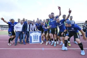 Εν μέσω αποθέωσης βραβεύτηκε ο Πίττας (φώτος) 