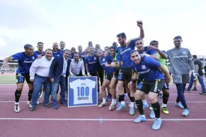 Εν μέσω αποθέωσης βραβεύτηκε ο Πίττας (φώτος) 