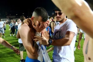 "Τρελάθηκε" ο Πίττας
