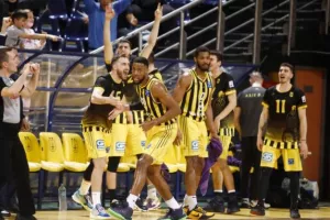 Φουλάρει ενόψει Παναθηναϊκού χωρίς τον  Κέλι
