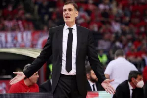 Πρόσκληση της Μπόκα Τζούνιορς στον Μπαρτζώκα!