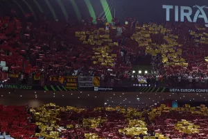 Ο Μουρίνιο το σήκωσε κ' αυτό! (στιγμιότυπα)