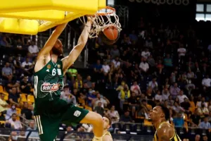 «Καθάρισε» τον Άρη και προκρίθηκε στα ημιτελικά ο Παναθηναϊκός