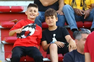 Ο κόσμος στο "Αμμόχωστος" (ΦΩΤΟΣ)