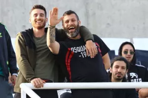 (Φωτορεπορτάζ) Ο κόσμος της Ομόνοιας