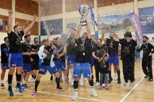 Με… σκούπα back2back νταμπλούχος η Ανόρθωση