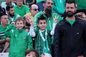 (Φωτορεπορτάζ) Ο κόσμος της Ομόνοιας