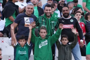 (Φωτορεπορτάζ) Ο κόσμος της Ομόνοιας