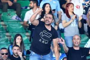 (Φωτορεπορτάζ) Ο κόσμος στο Τσίρειο 