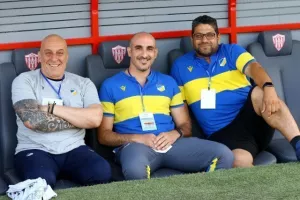 Κ19/ΑΕΛ - ΑΠΟΕΛ: “Πορτοκαλί” ο τίτλος με υπογραφή Κούτσακου (φώτος)