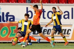 Κ19/ΑΕΛ - ΑΠΟΕΛ: “Πορτοκαλί” ο τίτλος με υπογραφή Κούτσακου (φώτος)