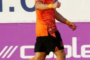Κ19/ΑΕΛ - ΑΠΟΕΛ: “Πορτοκαλί” ο τίτλος με υπογραφή Κούτσακου (φώτος)