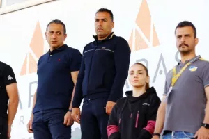 Ο κόσμος στο "Αμμόχωστος" (ΦΩΤΟΣ)
