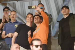 (Φωτορεπορτάζ) Ο κόσμος στο Τσίρειο 
