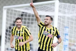 «Λεπτομέρειες για τον δανεισμό του Σβάρνα από την ΑΕΚ στη Ράκοβ»