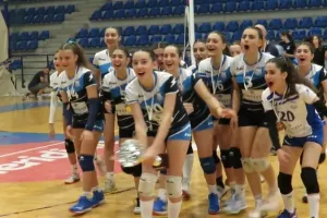 Το σήκωσαν τα κορίτσια του Απόλλωνα! (βίντεο/φώτος)