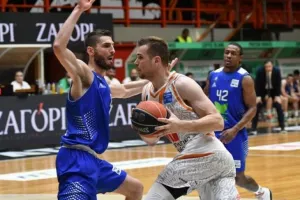 Έγραψε ιστορία ο Αγραβάνης