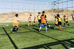 Τελευταία προπόνηση με... επισκέψεις και βραβεύσεις (φώτος)