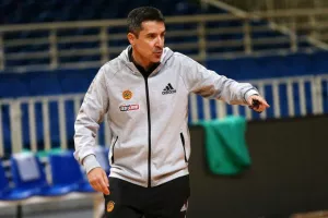 Κλείνει στην Τόφας ο Πρίφτης