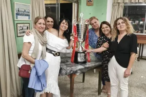 Το τρόπαιο της Ομόνοιας θα κάνει το γύρο της Κύπρου (φώτος)