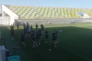 (Φώτος-βίντεο/kerkida) Η προπόνηση της Εθνικής στην "Αρένα" 