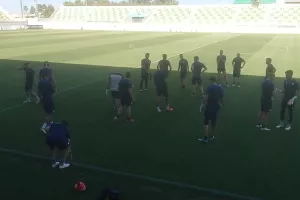 (Φώτος-βίντεο/kerkida) Η προπόνηση της Εθνικής στην "Αρένα" 