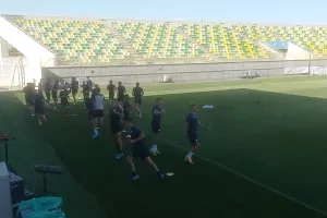 (Φώτος-βίντεο/kerkida) Η προπόνηση της Εθνικής στην "Αρένα" 