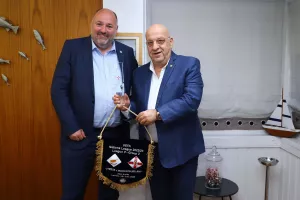 Δεξιώθηκε τους Βορειοιρλανδούς η ΚΟΠ