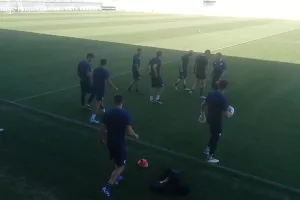 (Φώτος-βίντεο/kerkida) Η προπόνηση της Εθνικής στην "Αρένα" 