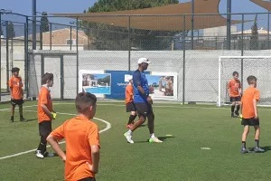 Phil Babb στο Kerkida/"Ήμουν στην Πάφο όταν μου έκανε πρόταση η Λίβερπουλ!"