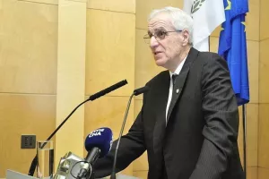 Η Ολυμπιάδα Ν. τίμησε μεταθανάτια τον Ντίνο Μιχαηλίδη