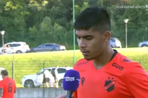 Χαραλάμπους: "Είμαι πολύ χαρούμενος, είναι η πρώτη μου προετοιμασία" 