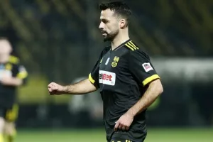 Bruno Gama (33/7)