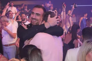"Φέρ τον στο λιμάνι Αγγελόπουλε"