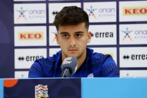 Κωστένογλου: "Πρέπει να δείξουμε σημάδια βελτίωσης"