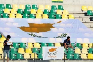 Φωτορεπορτάζ/ Ο κόσμος στην ΑΡΕΝΑ για την Εθνική μας 