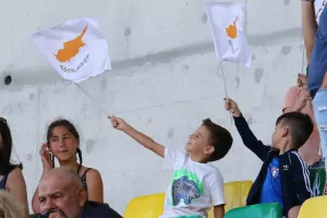 Φωτορεπορτάζ/ Ο κόσμος στην ΑΡΕΝΑ για την Εθνική μας 