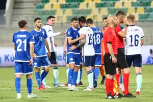 Απογοήτευση/"Περισσότερη μιζέρια..."