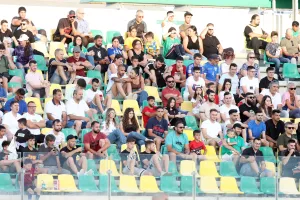 Φωτορεπορτάζ/ Ο κόσμος στην ΑΡΕΝΑ για την Εθνική μας 