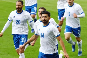 Σπουδαίο/"Κάκου"