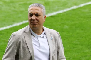 Κωστένογλου/"Μας επηρέασε η αλλαγή του Λαϊφη- Χάσαμε μια μεγάλη ευκαιρία"
